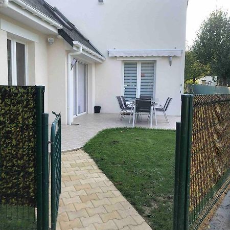 Gite Vickie Livry  Buitenkant foto