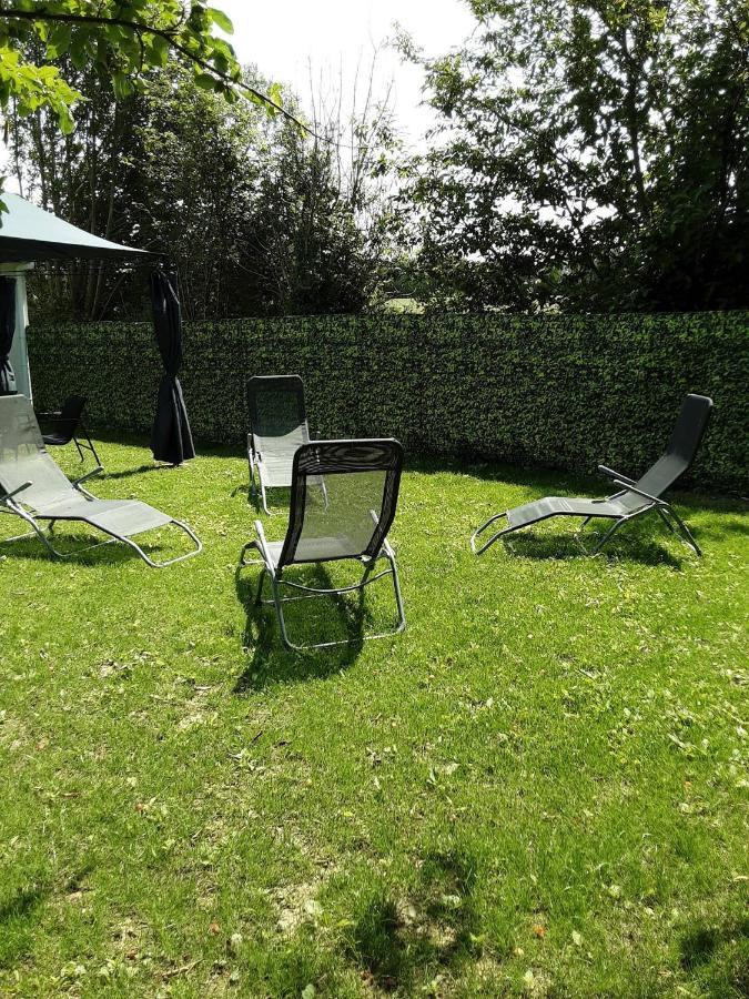 Gite Vickie Livry  Buitenkant foto