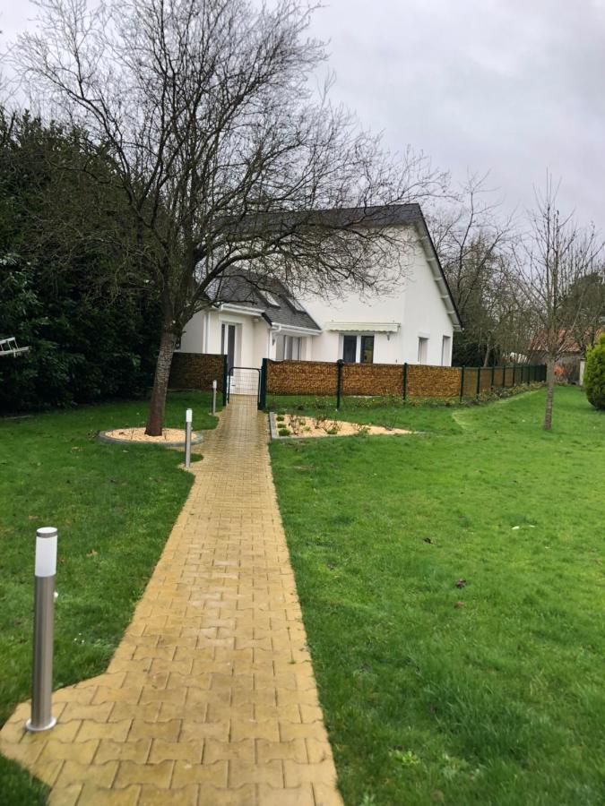 Gite Vickie Livry  Buitenkant foto
